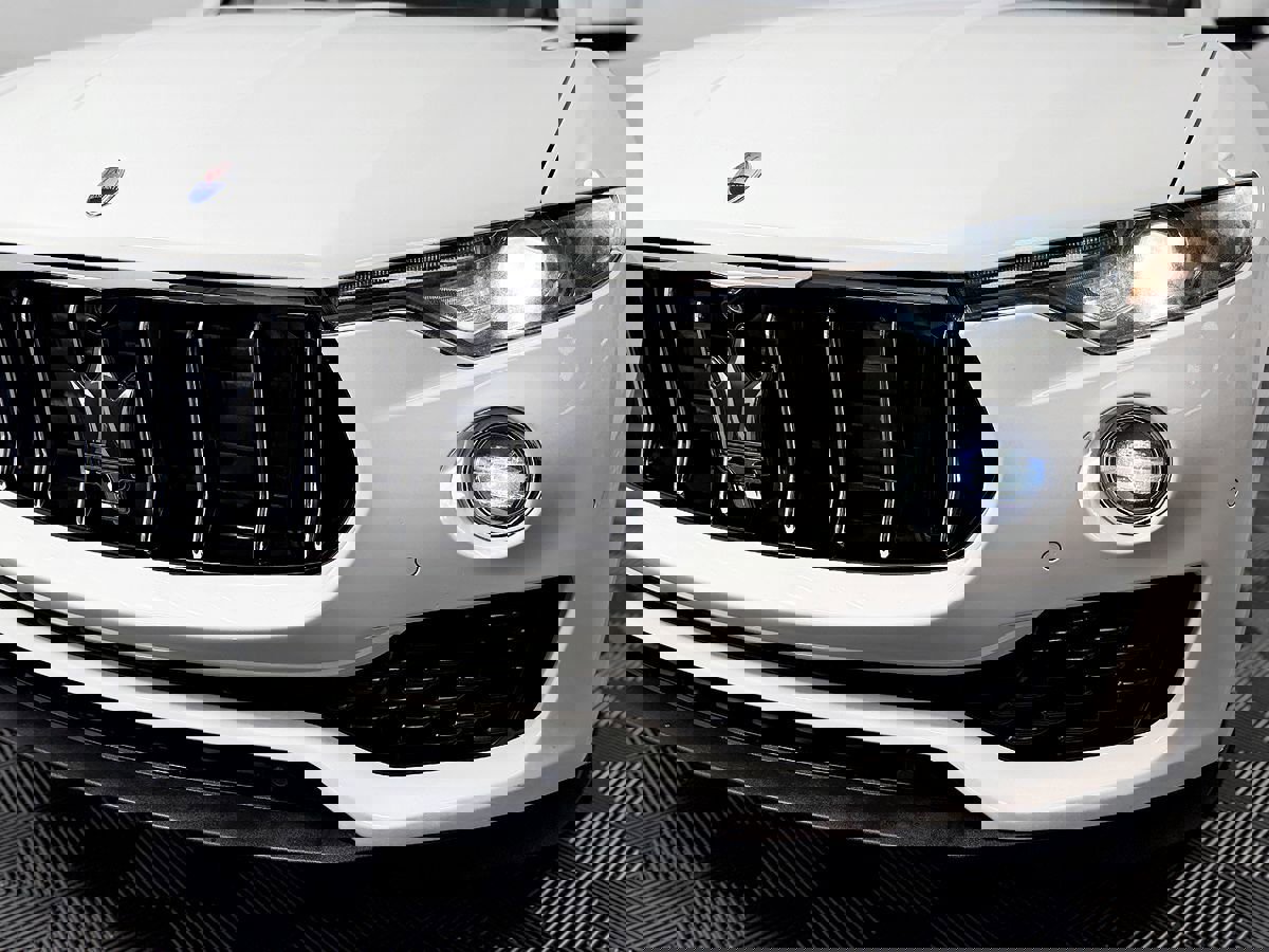 Used 2017 Maserati Levante S image 14