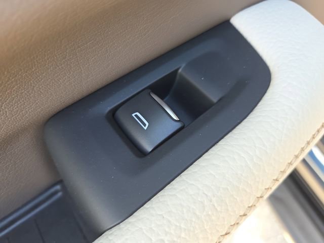 New 2026 GMC Yukon XL Denali RWD image 12