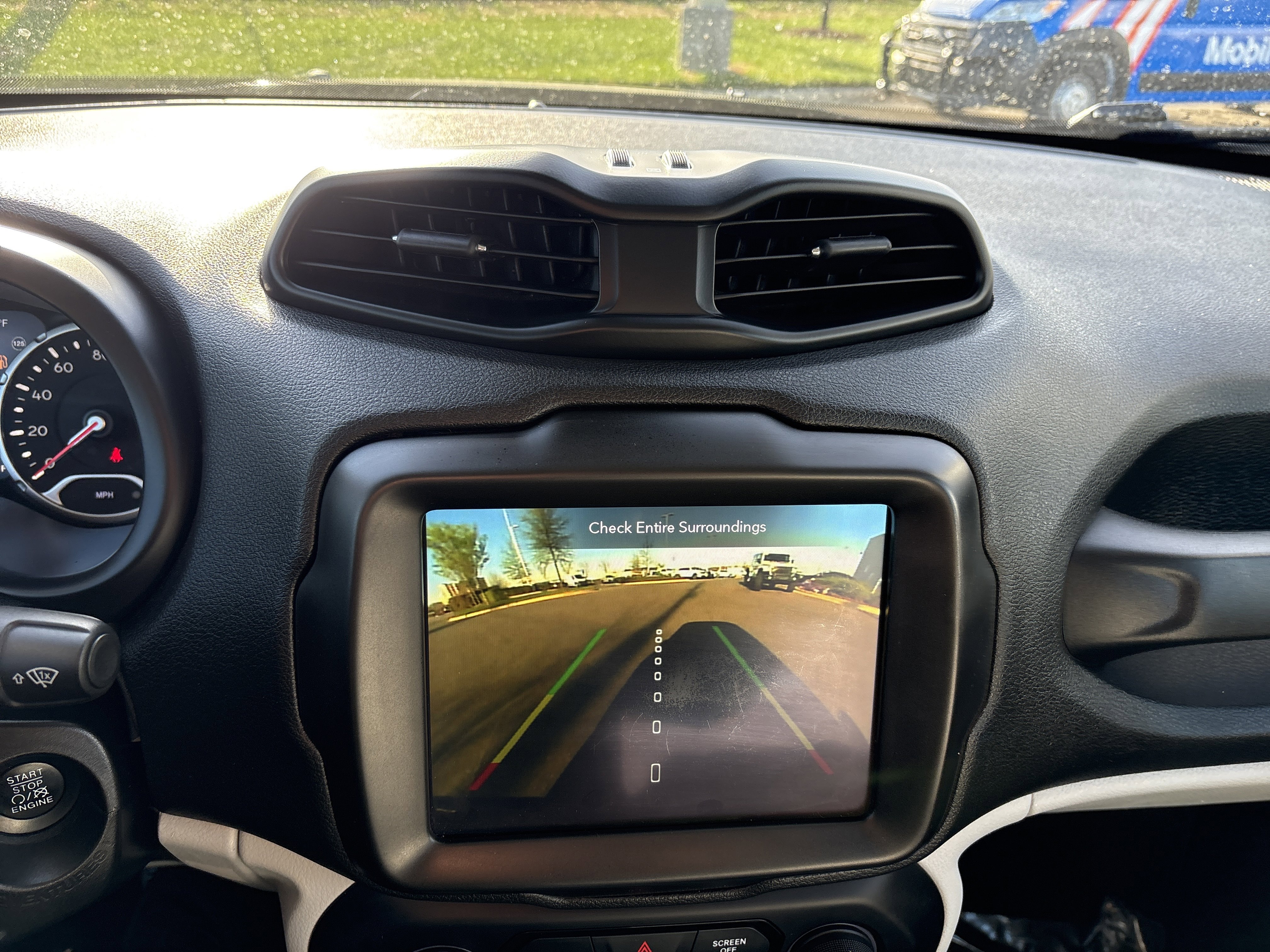 Used 2022 Jeep Renegade Latitude image 28