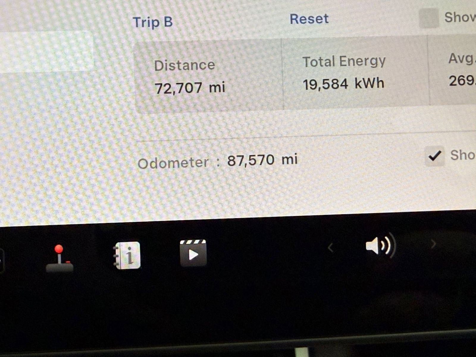 Used 2020 Tesla Model 3 Performance image 28