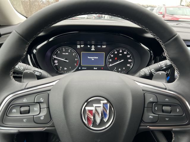 Used 2023 Buick Envision Essence image 13