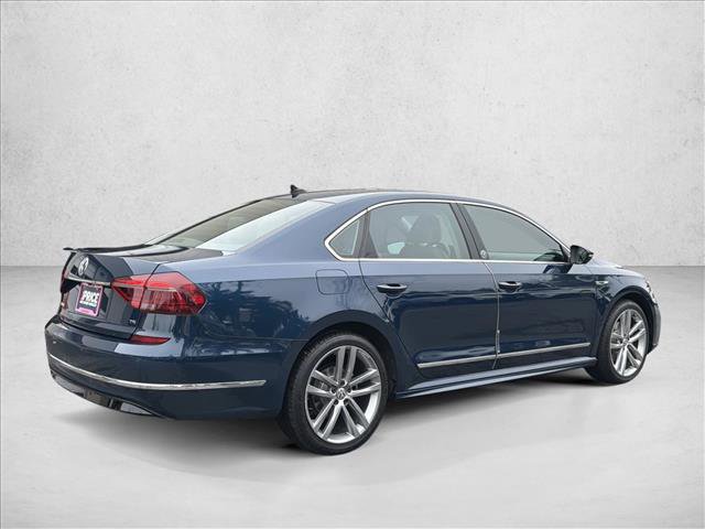 Used 2019 Volkswagen Passat 2.0T SE R-Line image 5