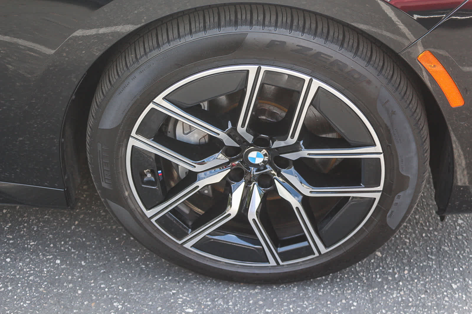 Certified 2026 BMW 740i RWD image 9