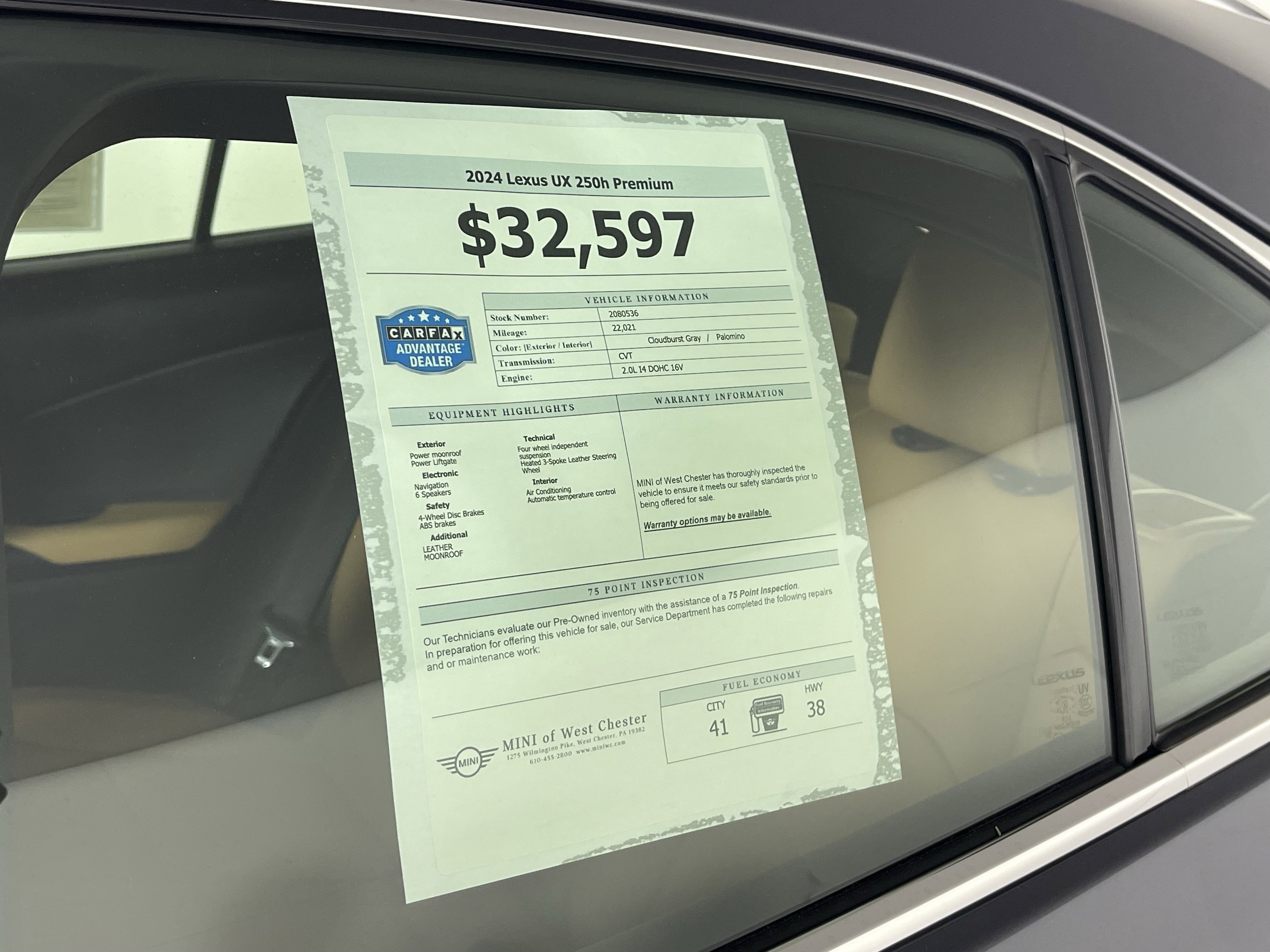 Used 2024 Lexus UX 250h AWD w/ Premium Package image 19