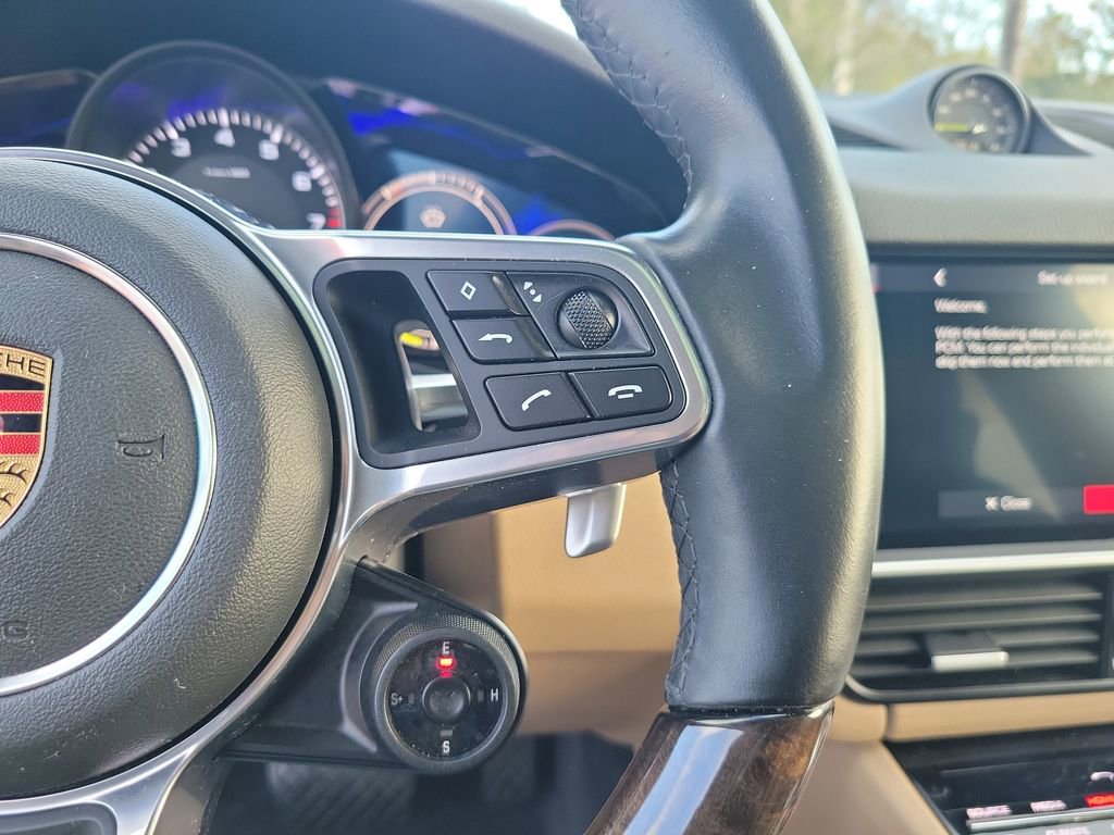 Used 2019 Porsche Cayenne E-Hybrid image 21