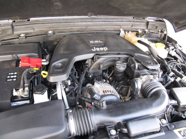 Used 2019 Jeep Wrangler Unlimited Sport S image 32