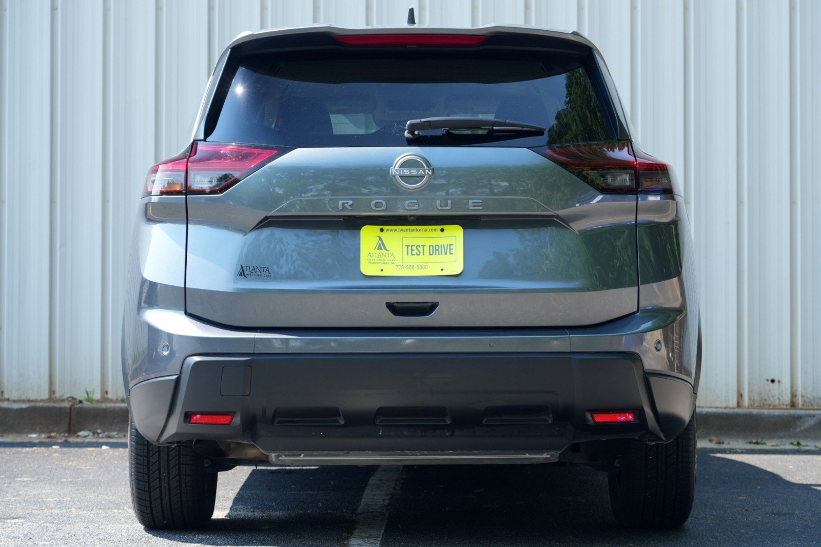 Used 2025 Nissan Rogue SV FWD image 10