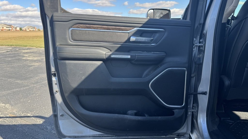 Used 2019 RAM 1500 Laramie w/ Trailer Tow Group image 16