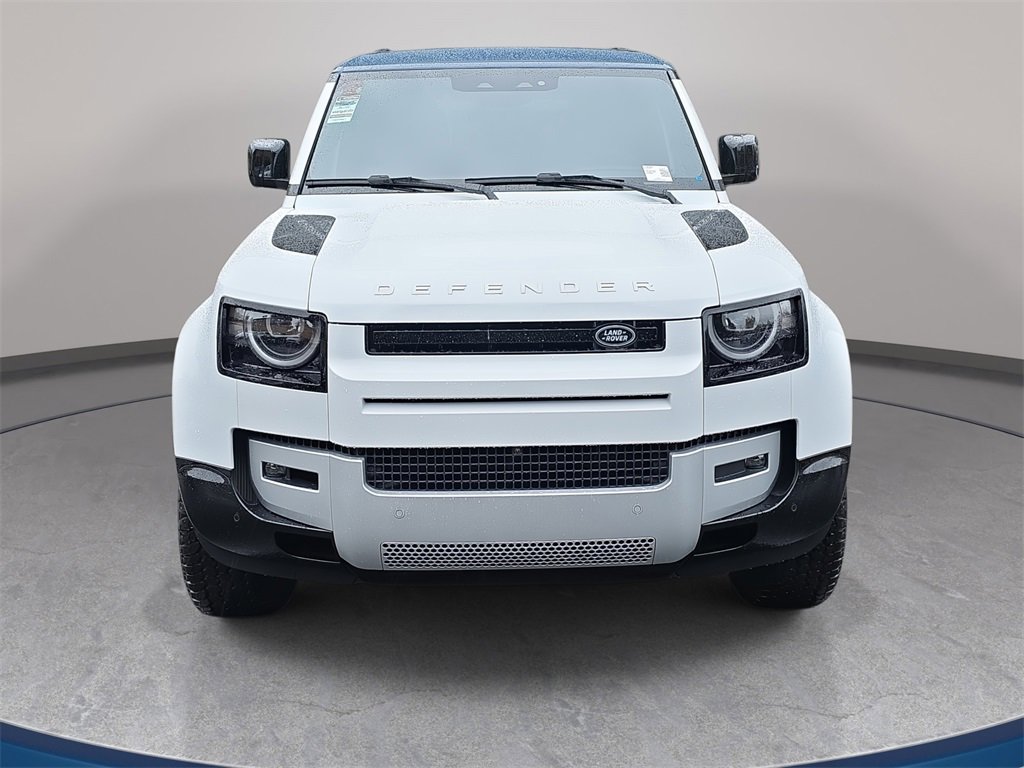 New 2026 Land Rover Defender 110 S image 2