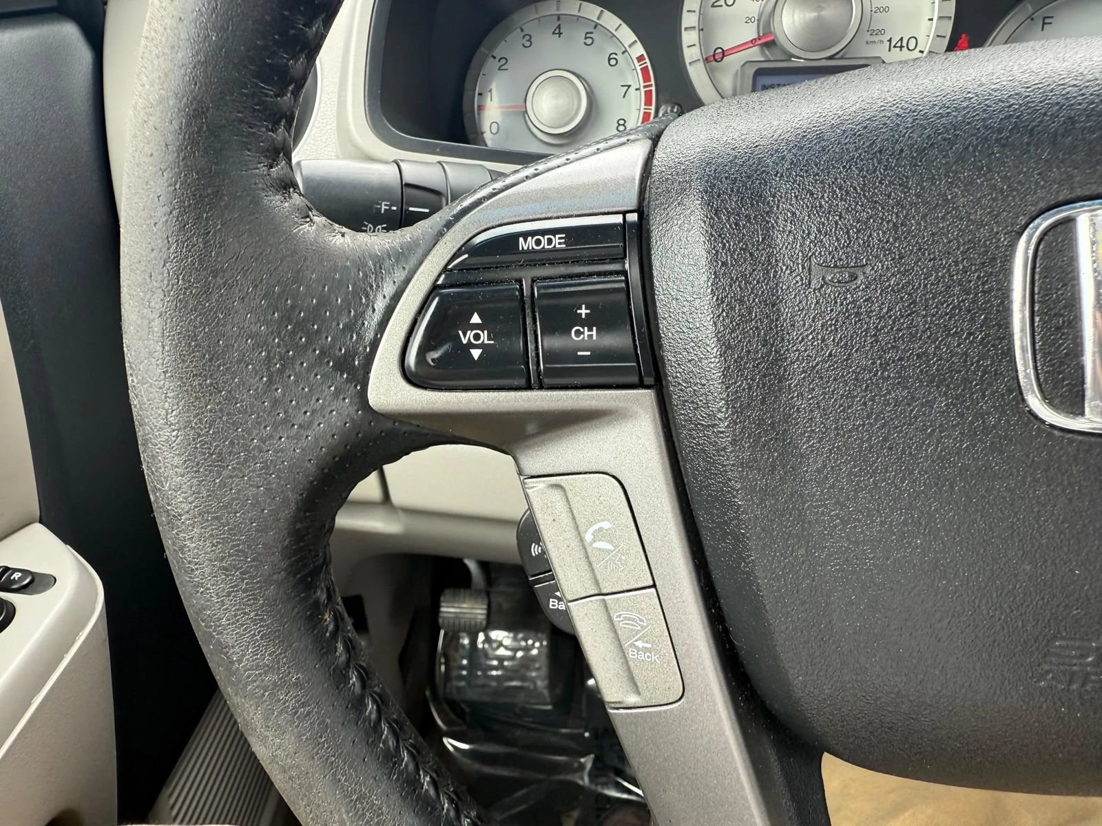 Used 2011 Honda Pilot EX-L image 17