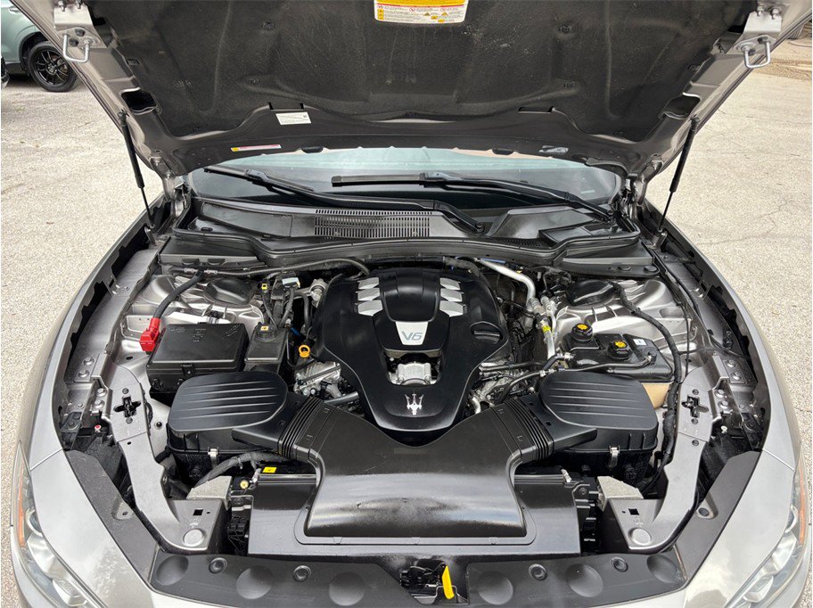 Used 2016 Maserati Ghibli RWD image 39