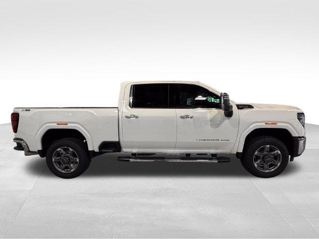 Used 2026 GMC Sierra 2500 SLT AWD/4WD image 4