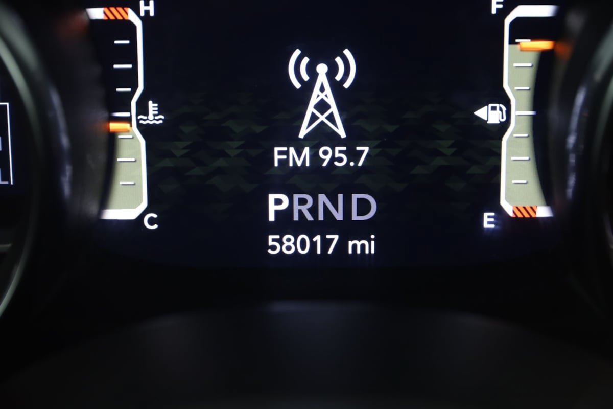 Used 2023 Jeep Wrangler Unlimited Rubicon AWD/4WD image 36