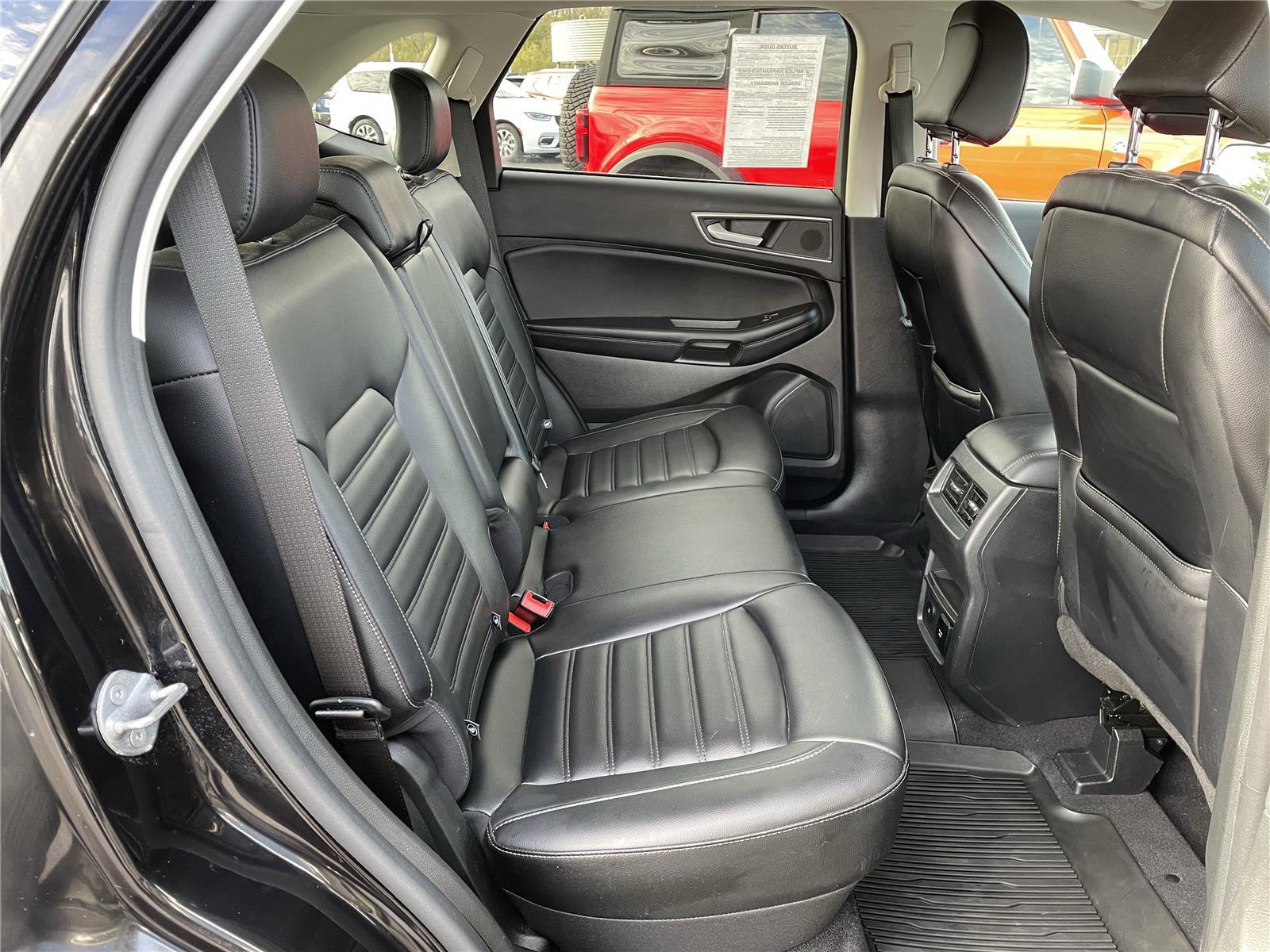 Used 2024 Ford Edge SEL w/ Convenience Package image 40