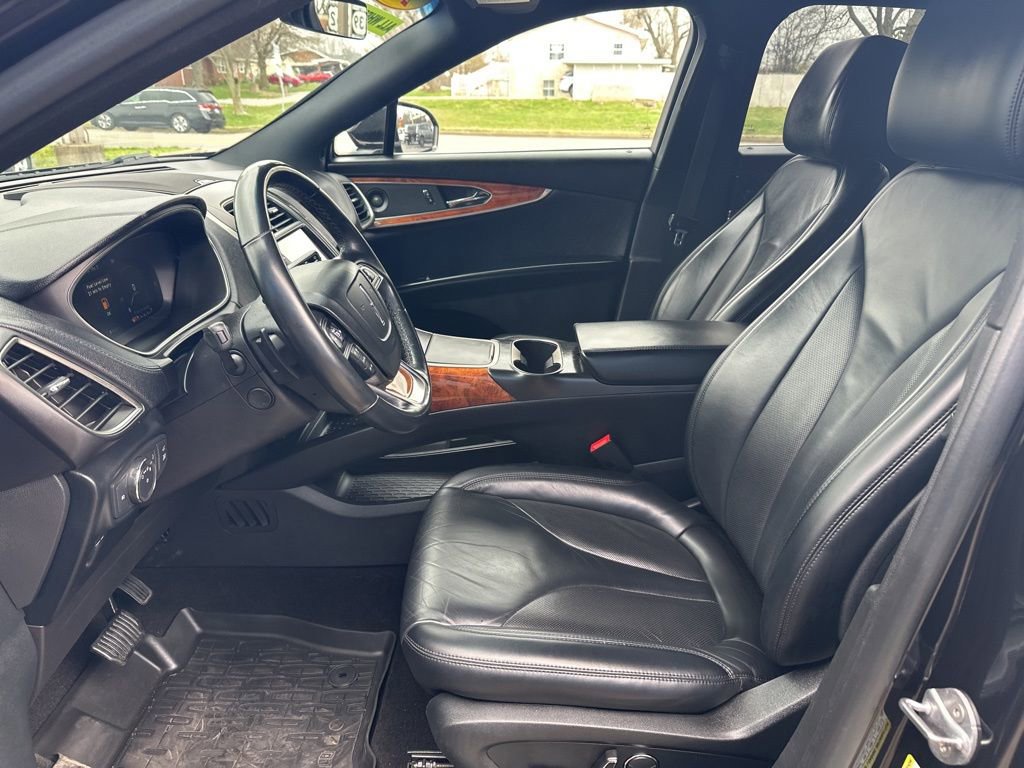 Used 2019 Lincoln Nautilus Select image 19