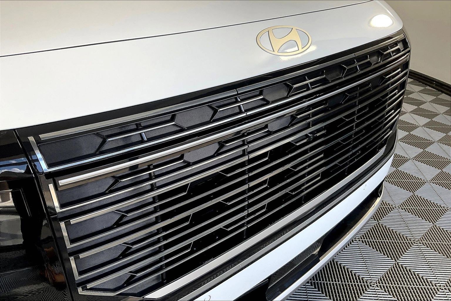 Used 2026 Hyundai Palisade Calligraphy image 33