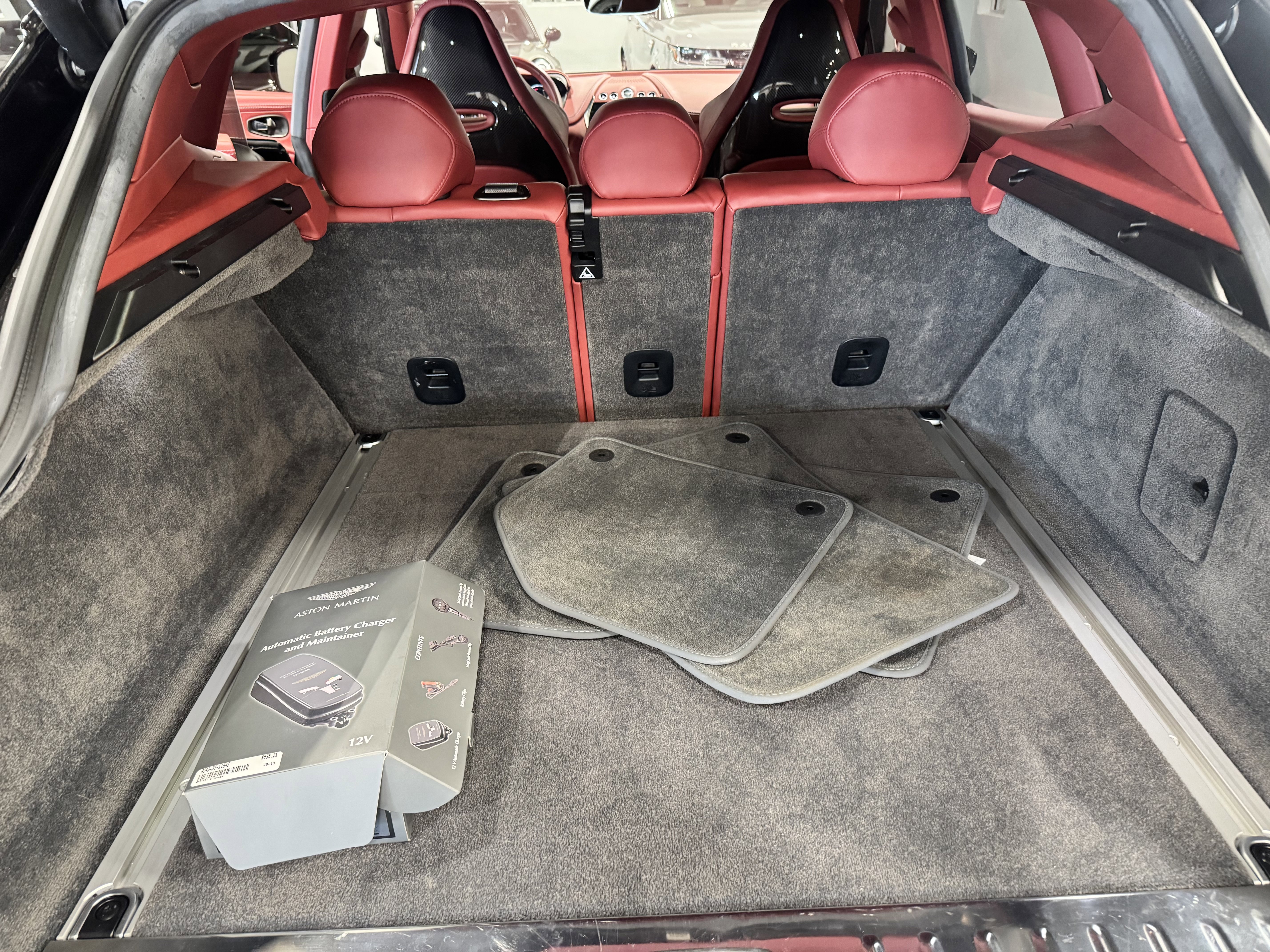 Used 2023 Aston Martin DBX 707 image 35