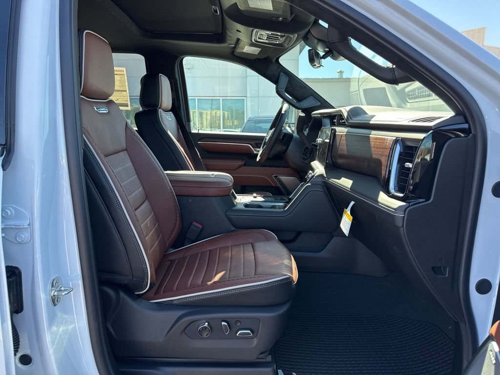 New 2026 GMC Sierra 3500 Denali Ultimate image 25