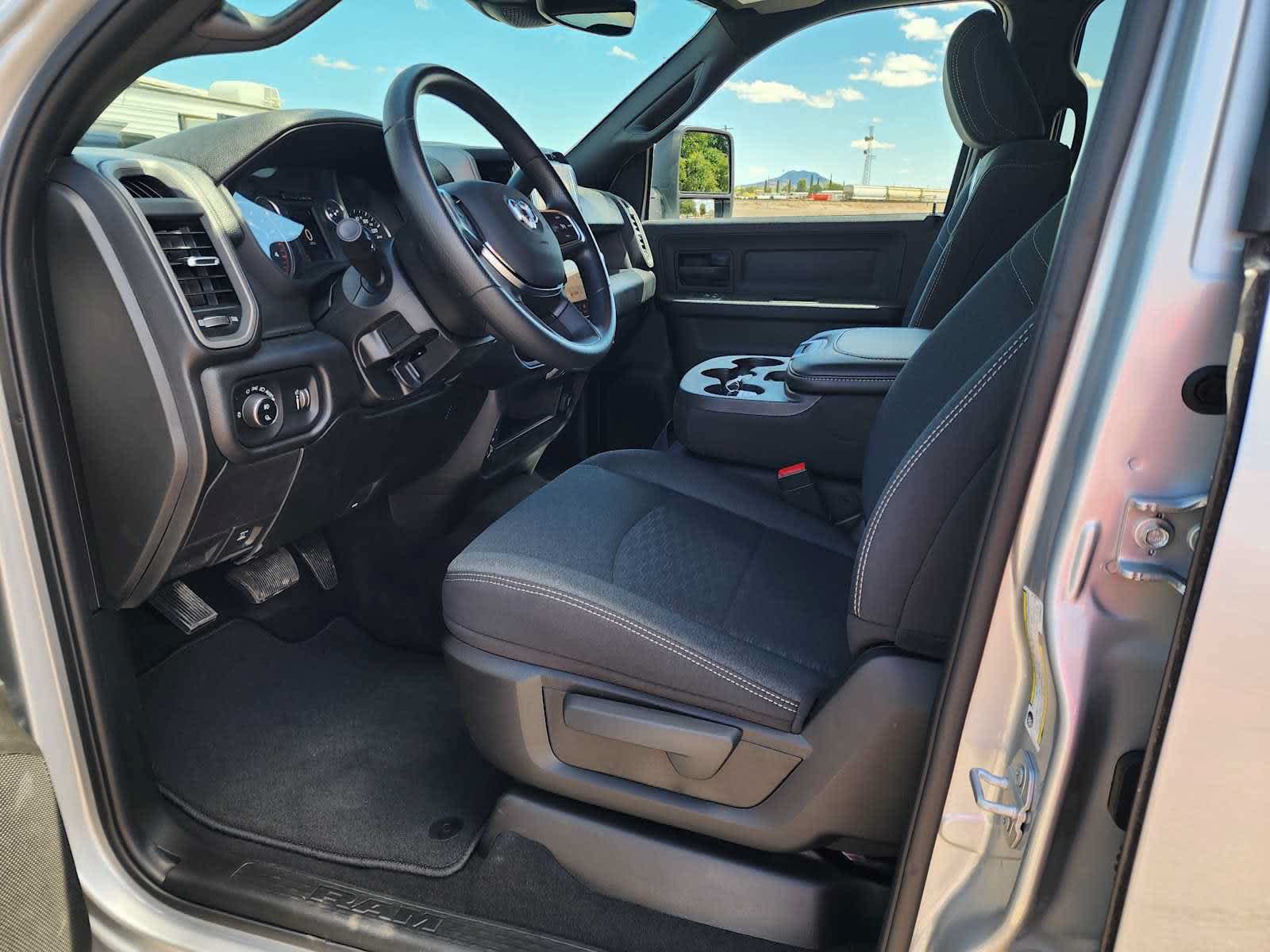 New 2026 RAM 3500 Tradesman AWD/4WD image 13