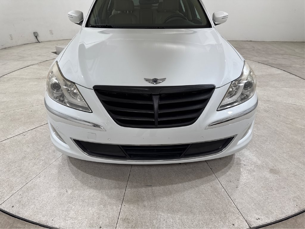 Used 2012 Hyundai Genesis 3.8 w/ Premium Pkg RWD image 12