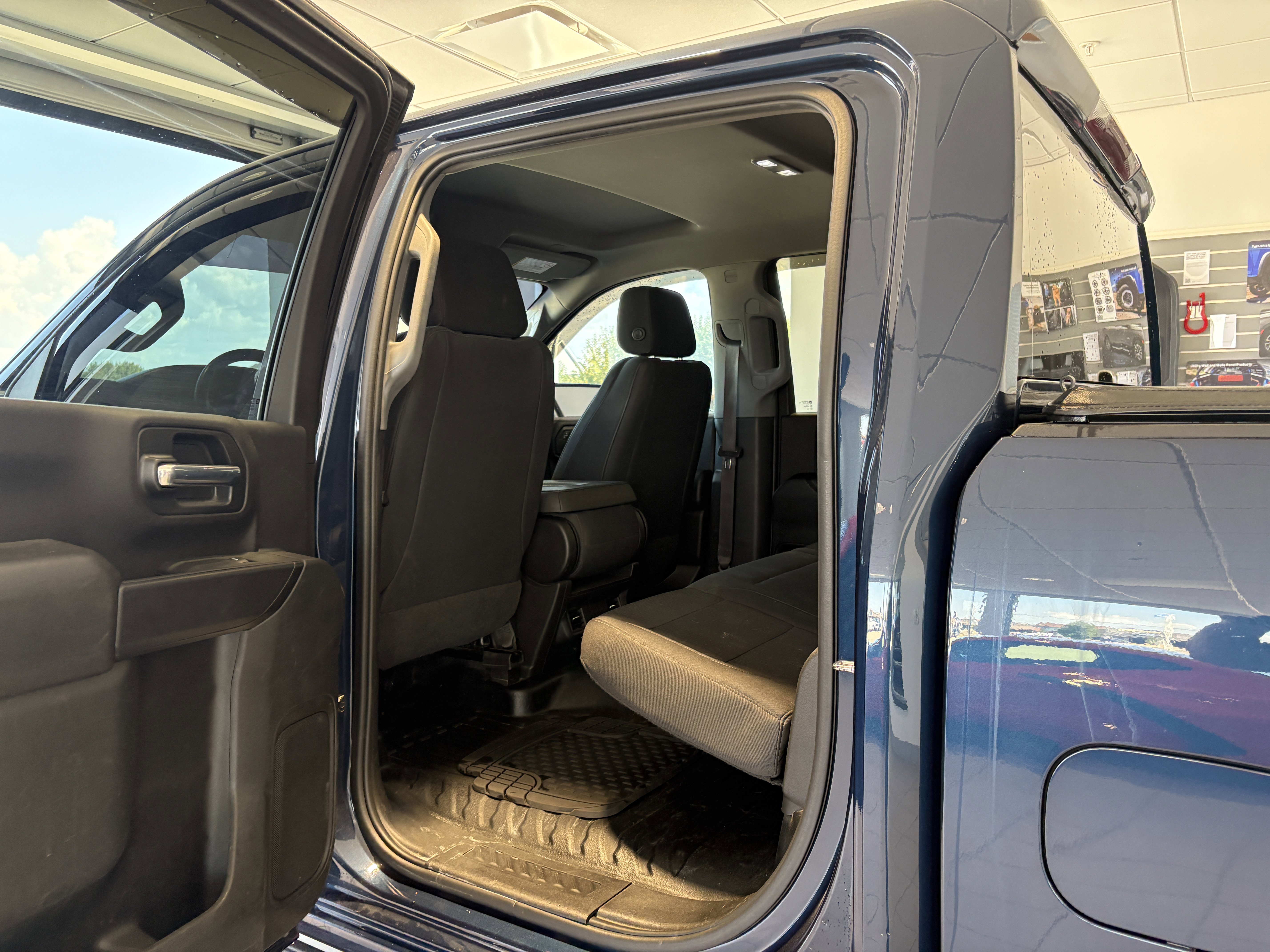 Used 2022 Chevrolet Silverado 3500 W/T w/ WT Convenience Package image 18