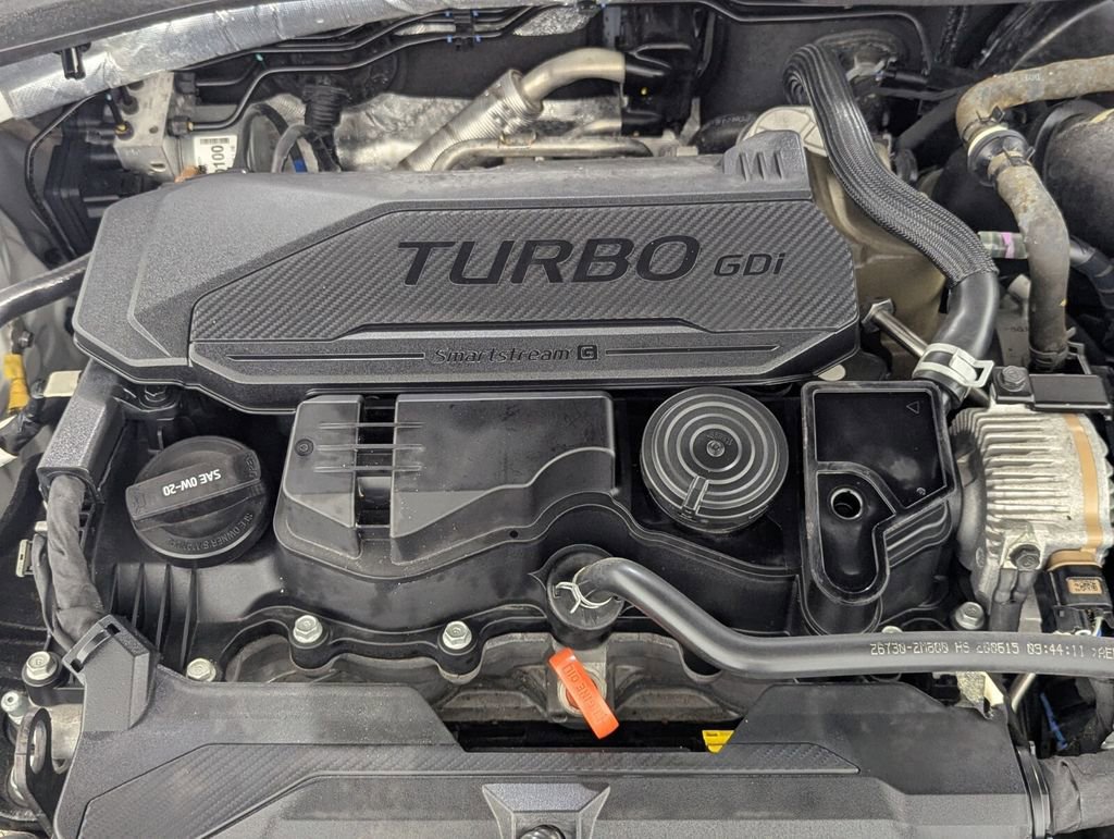 Used 2021 Hyundai Sonata Limited w/ Preferred Accessory Package image 11