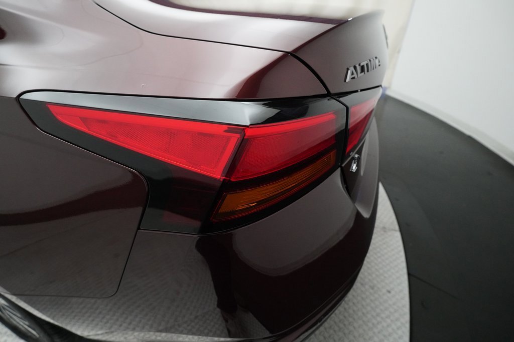 Used 2024 Nissan Altima 2.5 SV image 31