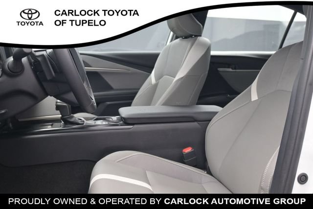 Used 2026 Toyota Camry SE FWD image 23