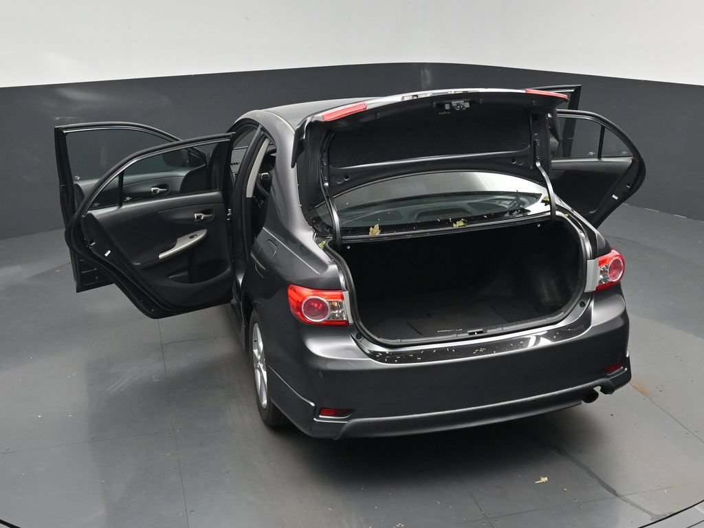 Used 2012 Toyota Corolla S FWD image 30