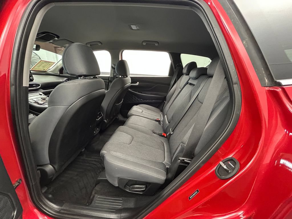 Used 2021 Hyundai Santa Fe SE FWD image 31