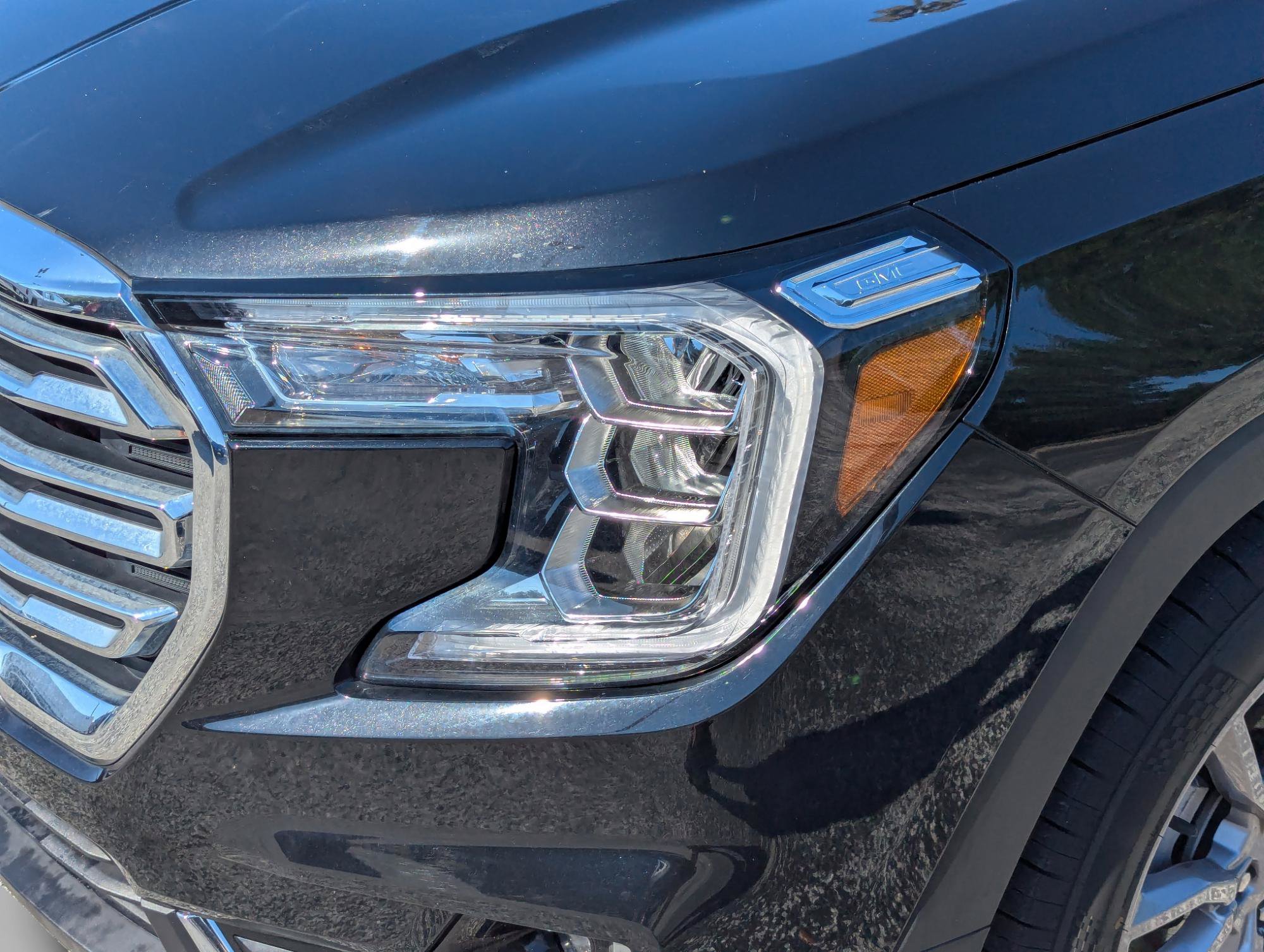 Used 2024 GMC Terrain SLT FWD image 40