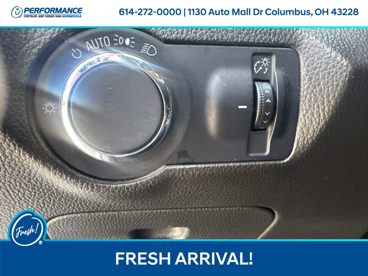 Used 2014 Chevrolet Cruze LT FWD image 16