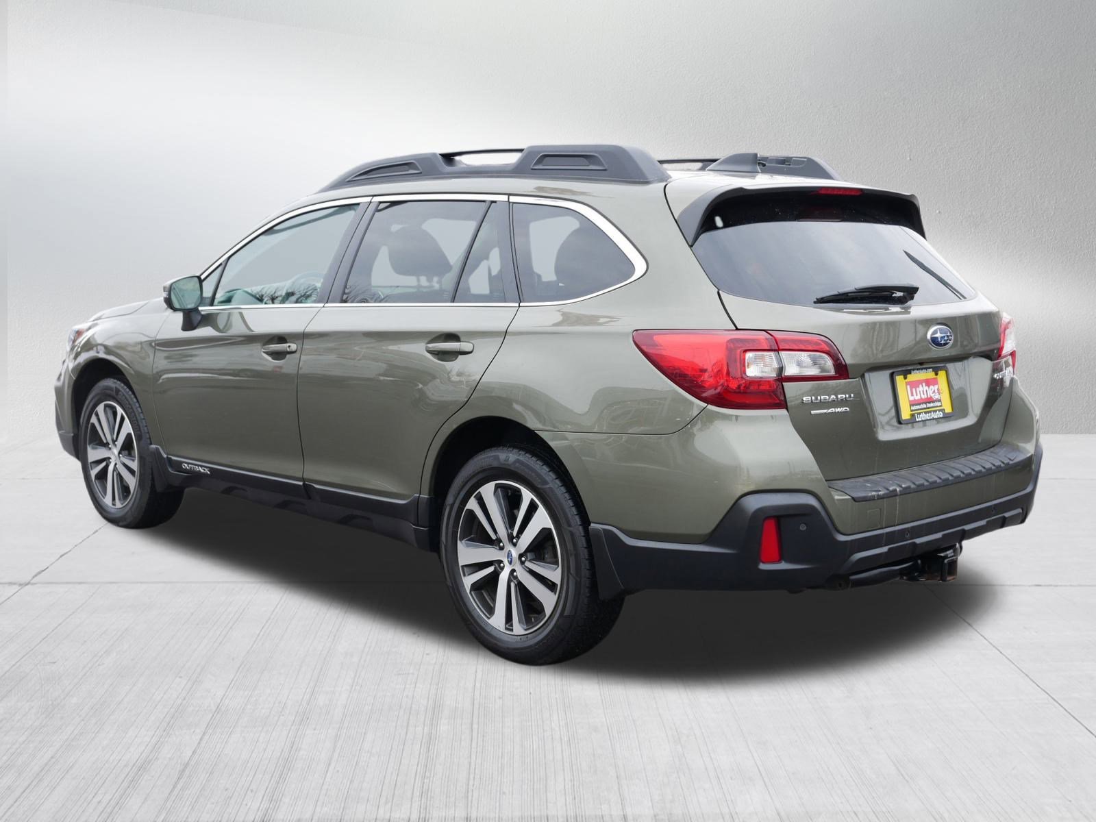 Used 2018 Subaru Outback 2.5i Limited image 5