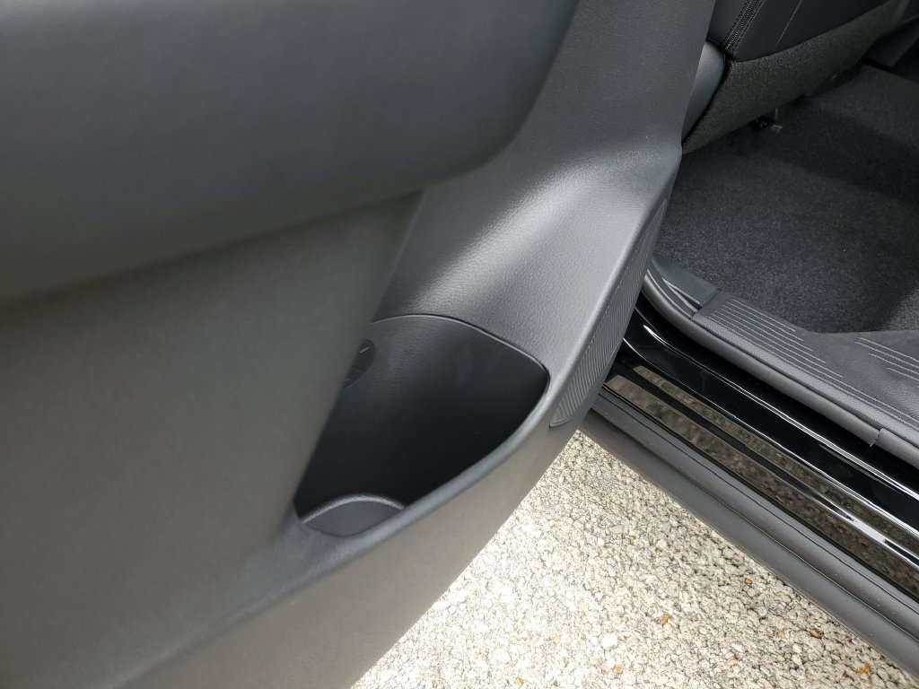 New 2026 Nissan Rogue SV AWD/4WD image 12