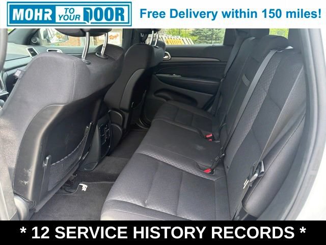 Used 2018 Jeep Grand Cherokee Laredo AWD/4WD image 39