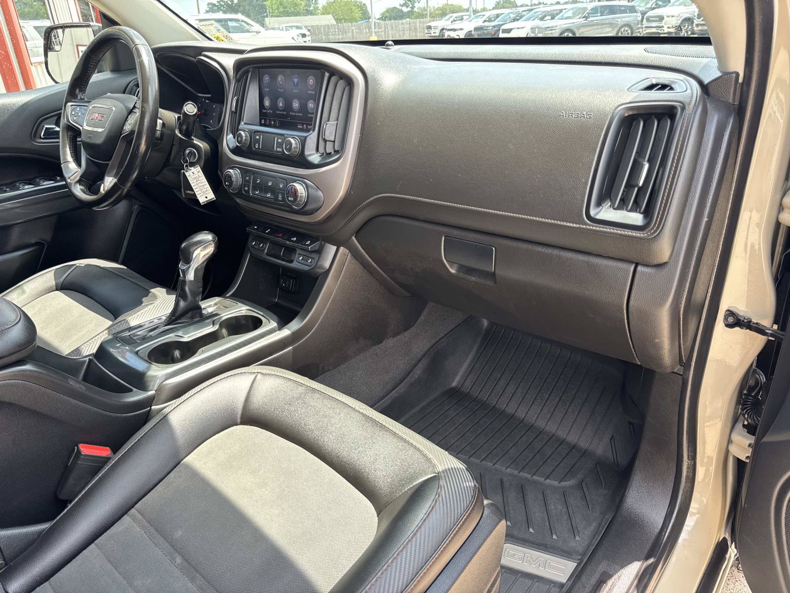 Used 2022 GMC Canyon AT4 w/ Trailering Package AWD/4WD image 12
