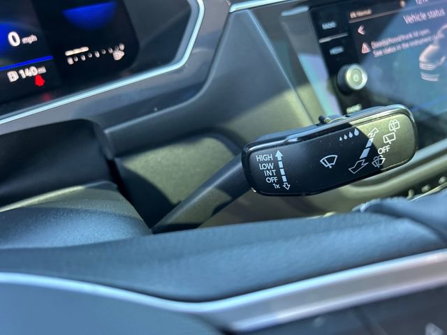 Used 2023 Volkswagen Tiguan SE image 15