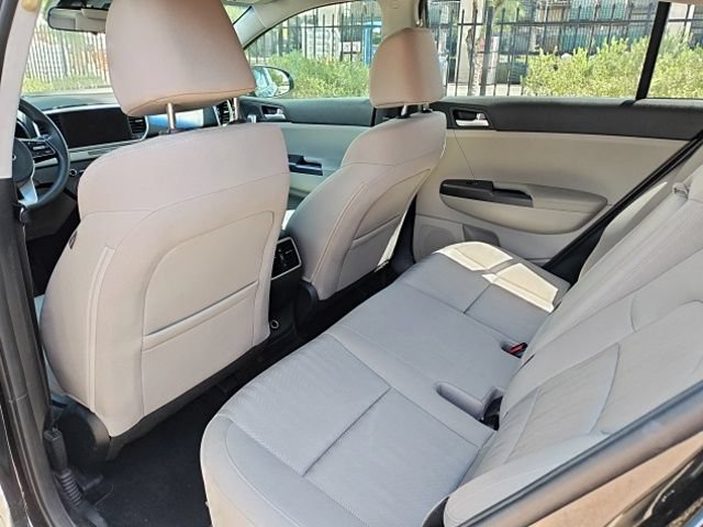 Certified 2022 Kia Sportage LX FWD image 21