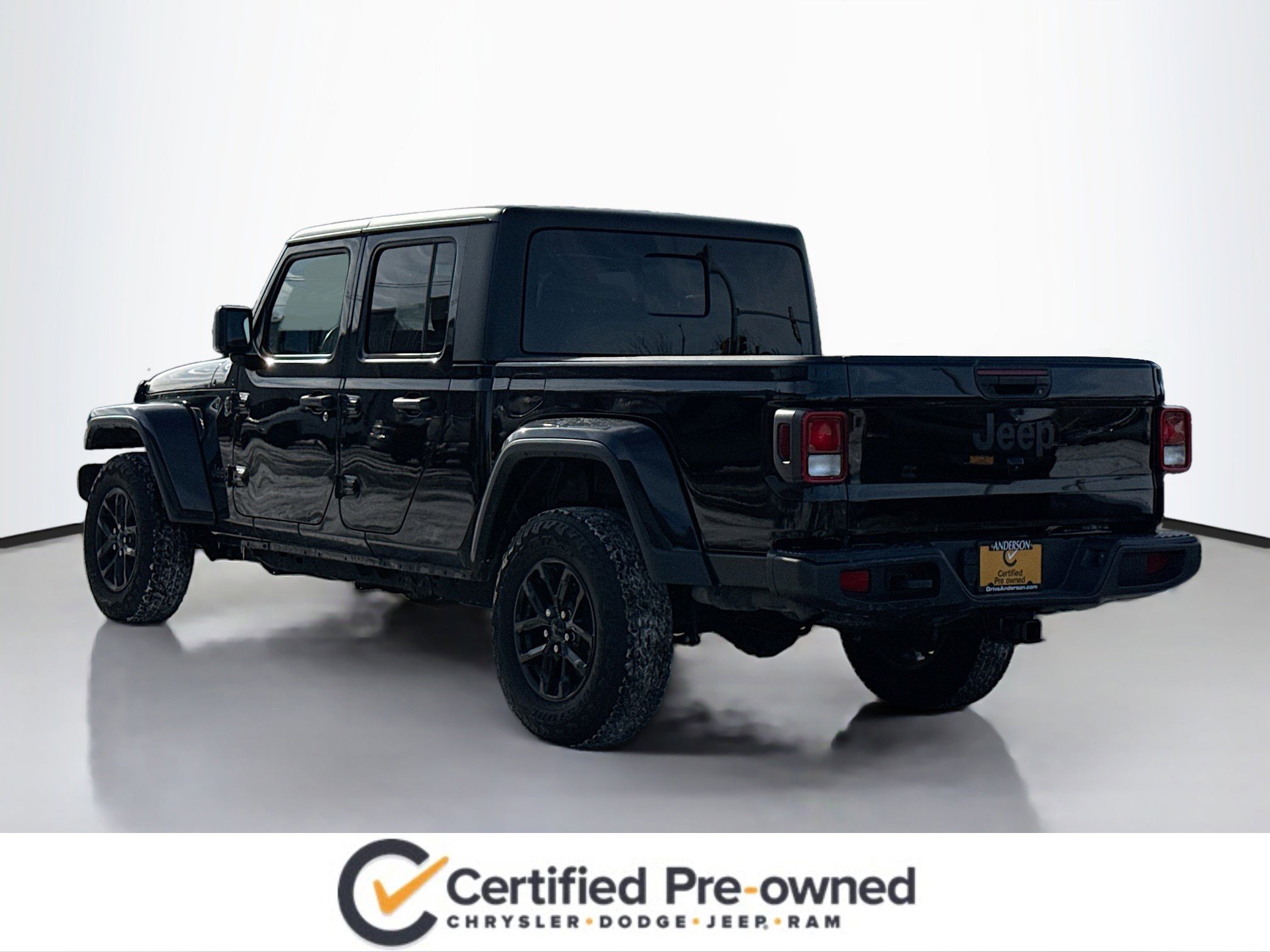Used 2022 Jeep Gladiator Sport image 12