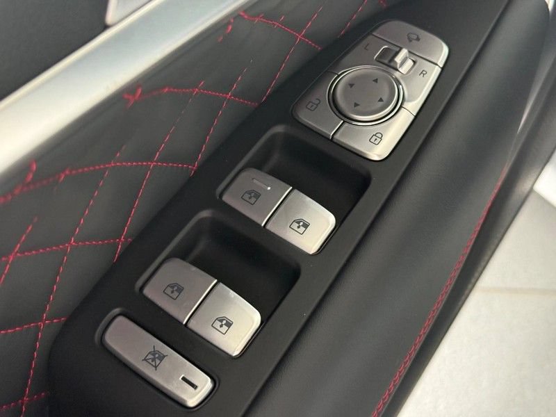 Used 2019 Genesis G70 2.0T Advanced w/ Sport Package AWD/4WD image 21