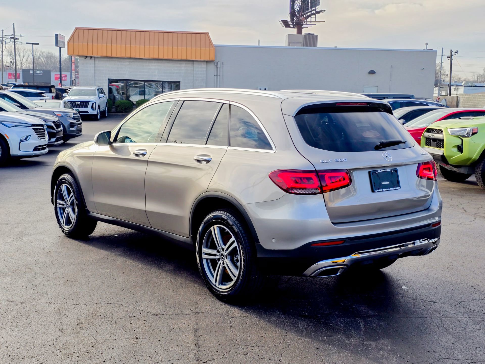 Used 2021 Mercedes-Benz GLC 300 4MATIC image 19