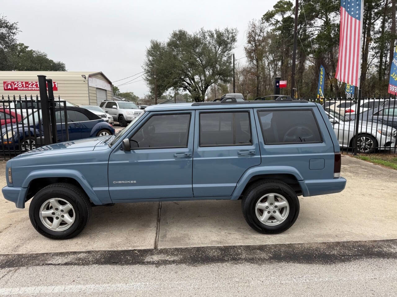 Used 1999 Jeep Cherokee SE image 12