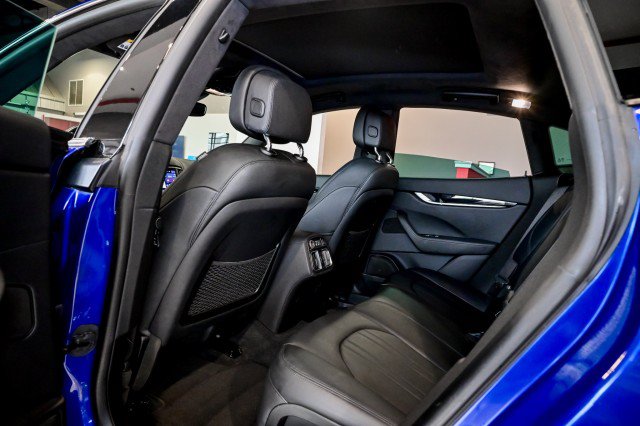 Used 2023 Maserati Levante GT AWD/4WD image 21