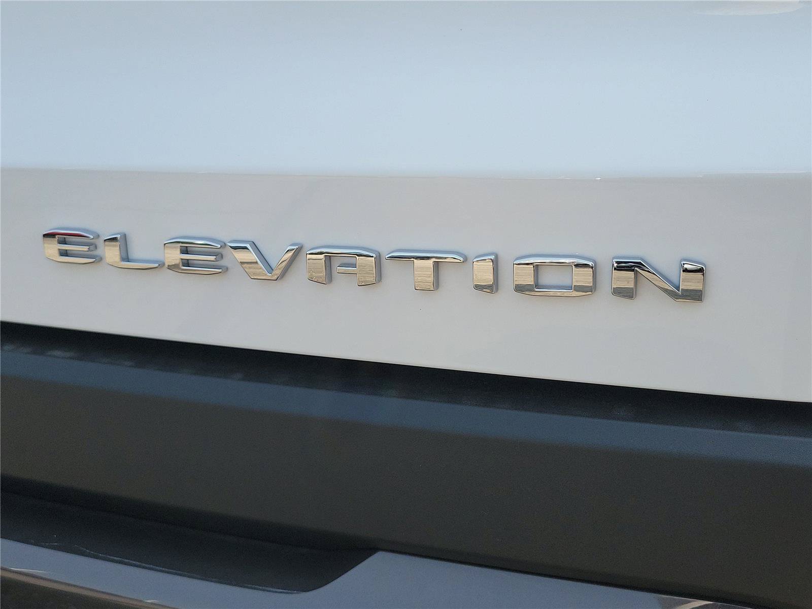 New 2027 GMC Terrain Elevation w/ Elevation Premium Package FWD image 6