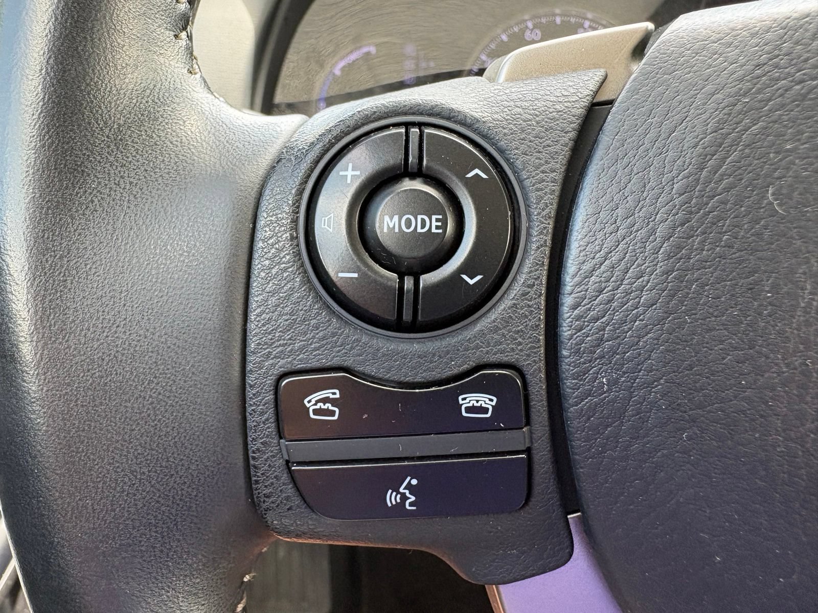 Used 2014 Lexus CT 200h FWD image 15