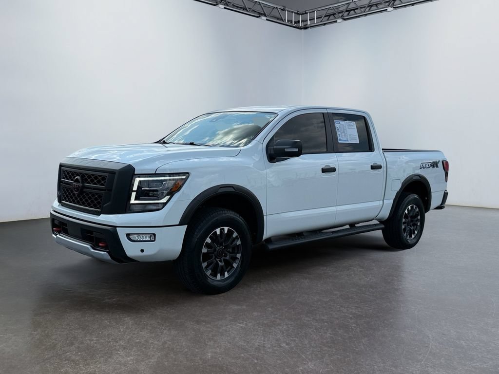 Used 2023 Nissan Titan PRO-4X w/ Pro-4x Convenience Package AWD/4WD image 7