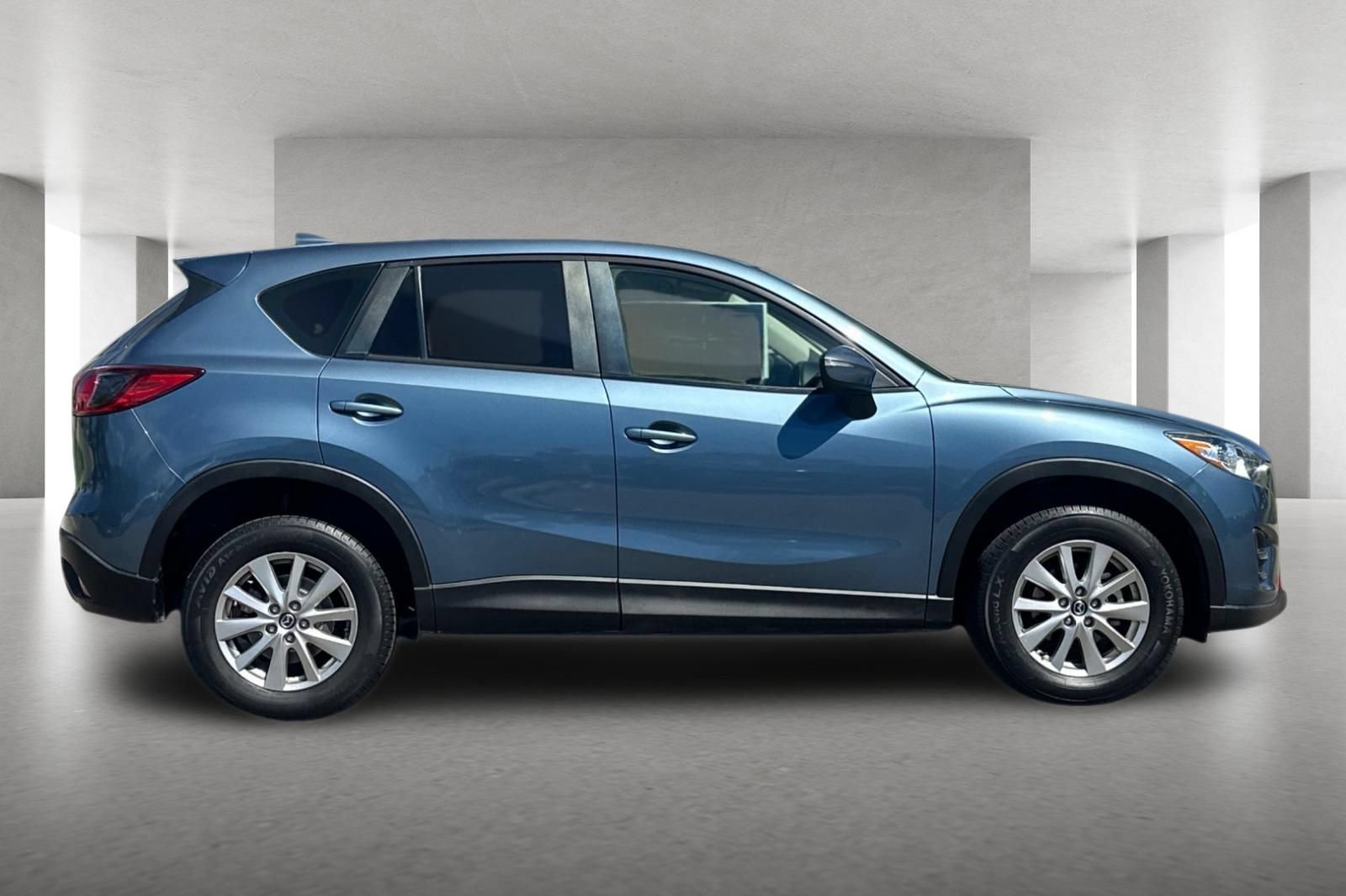 Used 2016 MAZDA CX-5 Sport FWD image 3