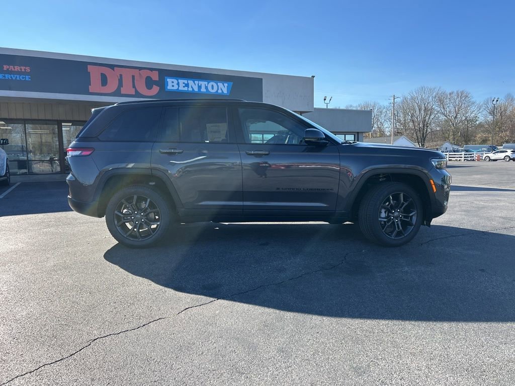 New 2025 Jeep Grand Cherokee Limited image 3