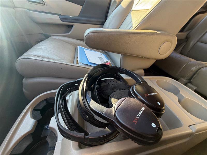 Used 2012 Honda Odyssey Touring Elite image 26