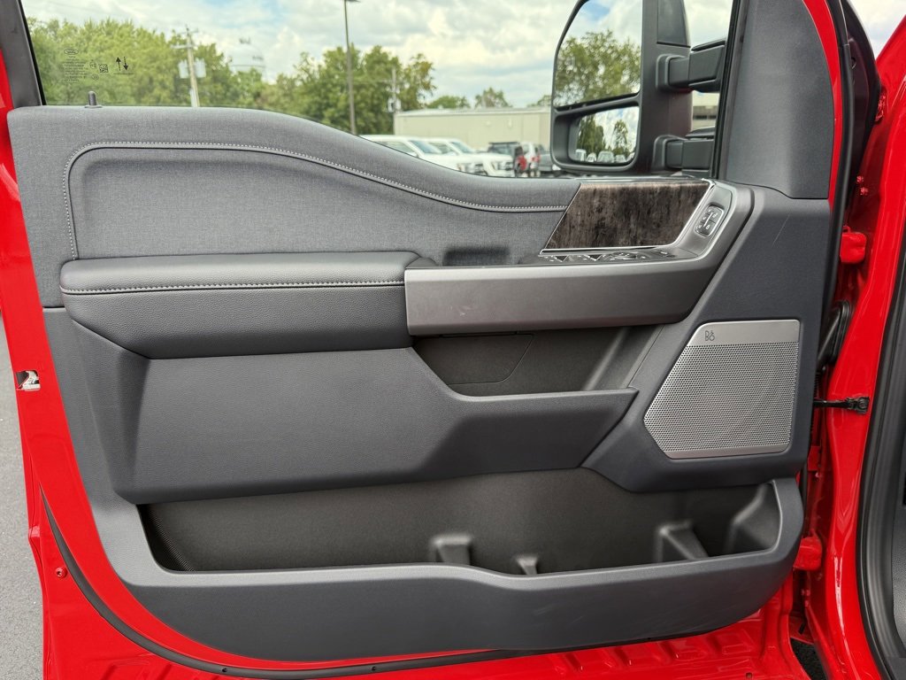 New 2026 Ford F250 Lariat w/ Black Appearance Package image 2